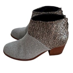 TOMS Lelia Gray Wool Felt/Silver Metallic Tweed Ankle Boot Back Tassel Zip Sz 7